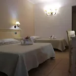 Santa Caterina Hotel 3*