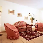 Santa Caterina Hotel 3*