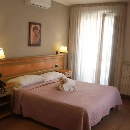 Ξενοδοχείο Santa Caterina 3*