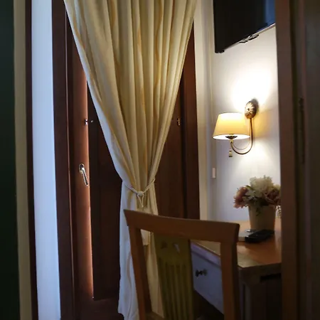 Santa Caterina Hotel