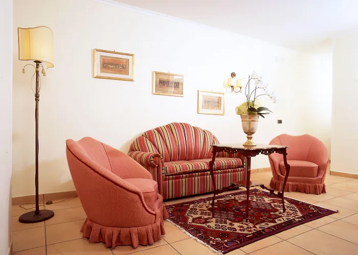 Santa Caterina Hotel 3*